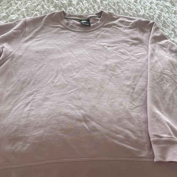 Nike Light Purple Crewneck Sweatshirt - Picture 1 of 5